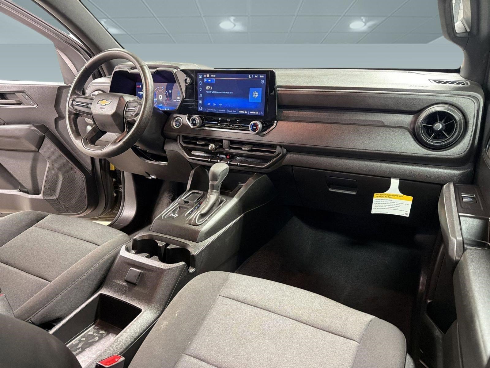 Certified 2024 Chevrolet Colorado W/T image 28