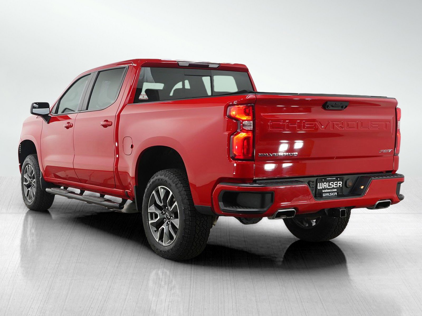 Used 2022 Chevrolet Silverado 1500 RST image 3