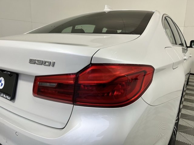 Used 2019 BMW 530i xDrive w/ Premium Package image 23