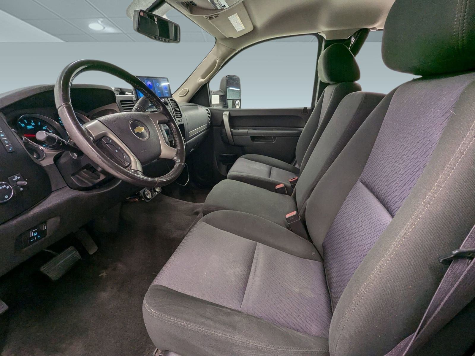 Used 2012 Chevrolet Silverado 2500 LT w/ Interior Plus Package image 3