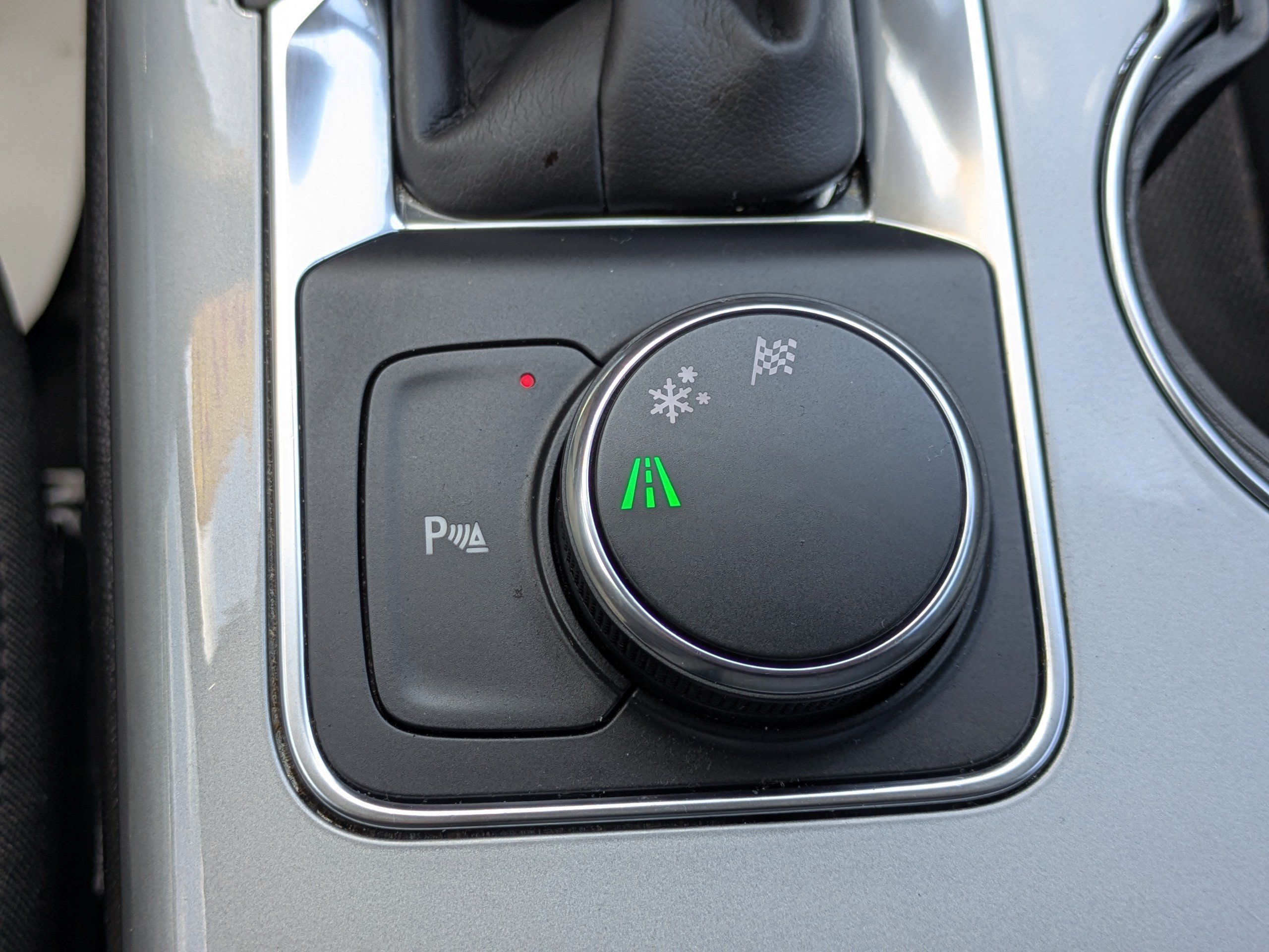 Used 2021 Chevrolet Blazer LT FWD image 30