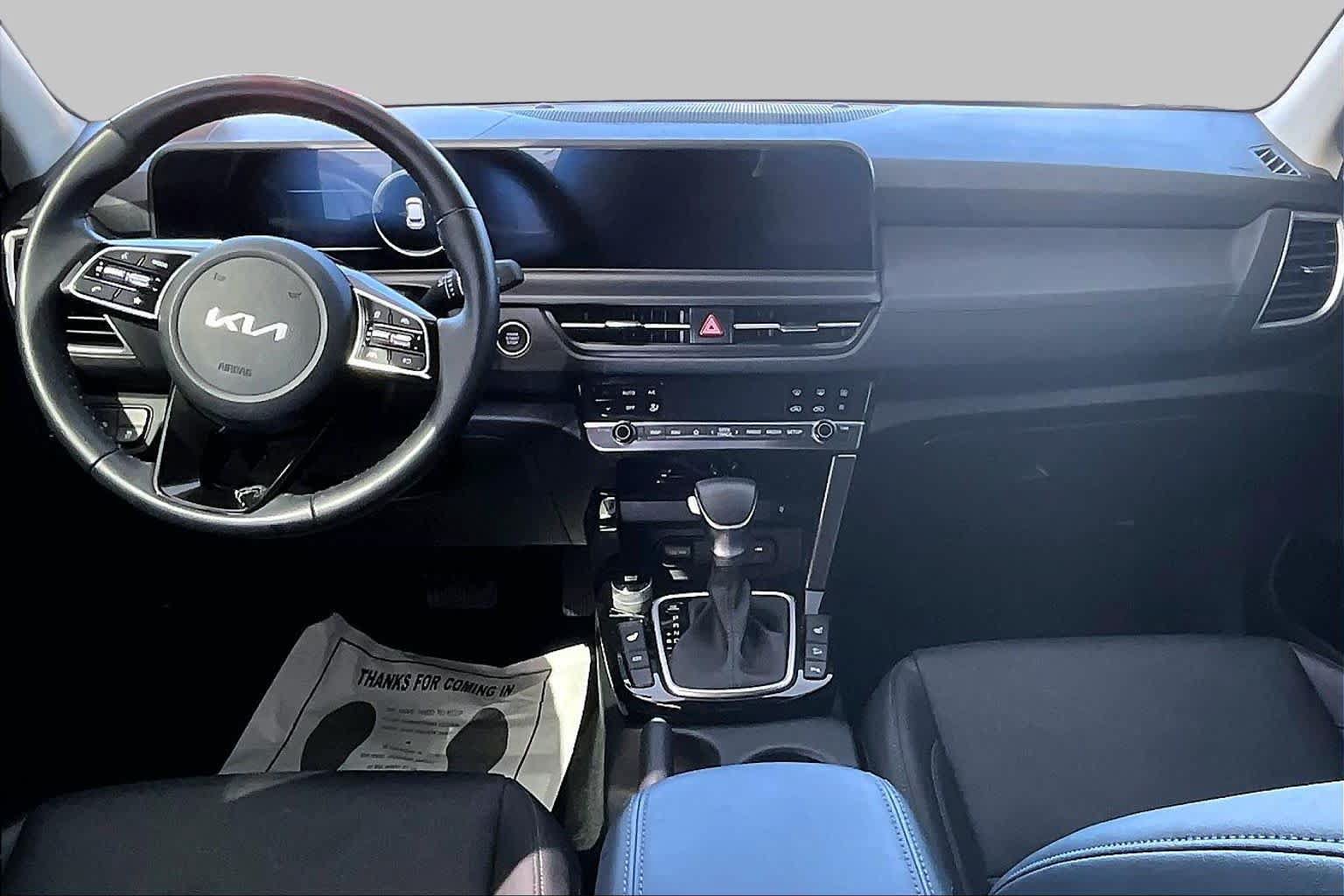 Used 2026 Kia Seltos EX FWD image 16