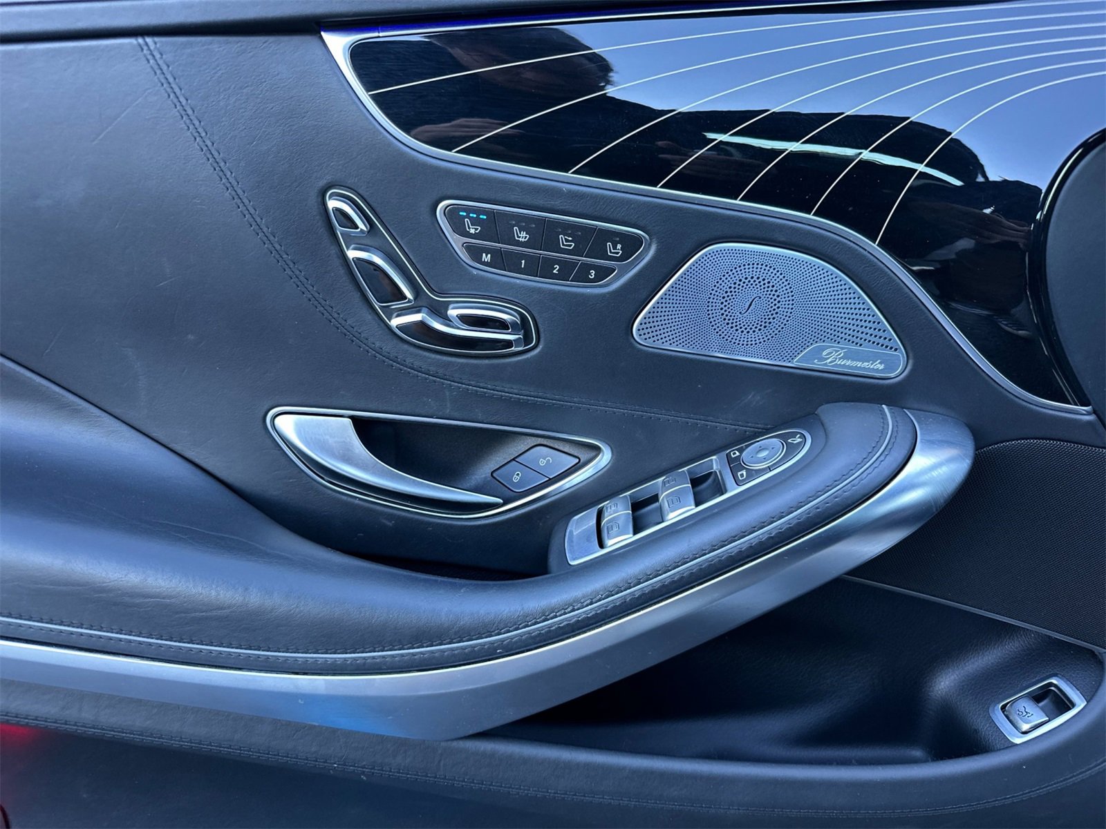 Used 2017 Mercedes-Benz S 550 Cabriolet image 12