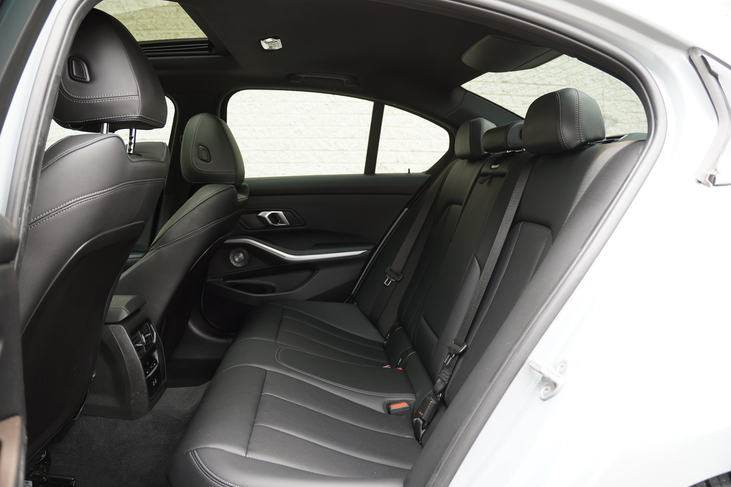 Used 2024 BMW M340i w/ Premium Package RWD image 28