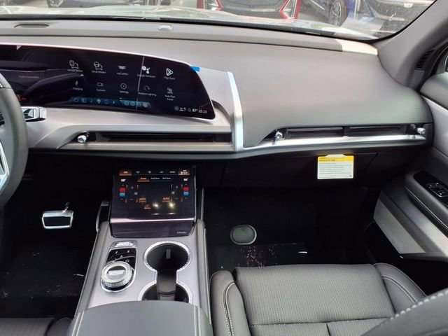 New 2026 Cadillac Vistiq Luxury image 17