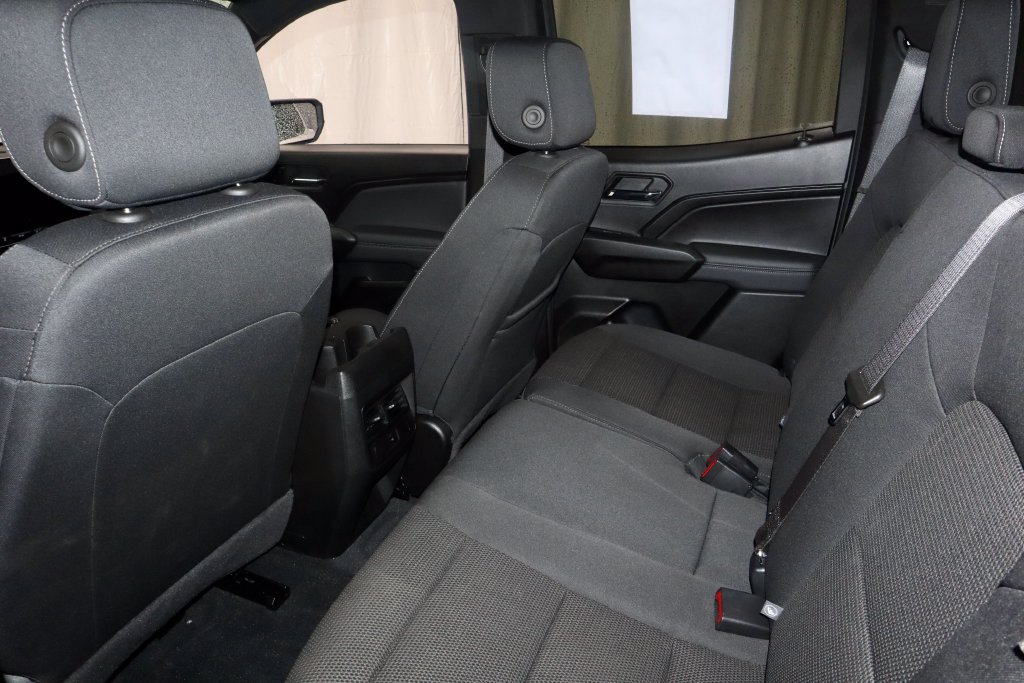 Used 2024 GMC Canyon Elevation w/ Trailering Package AWD/4WD image 19
