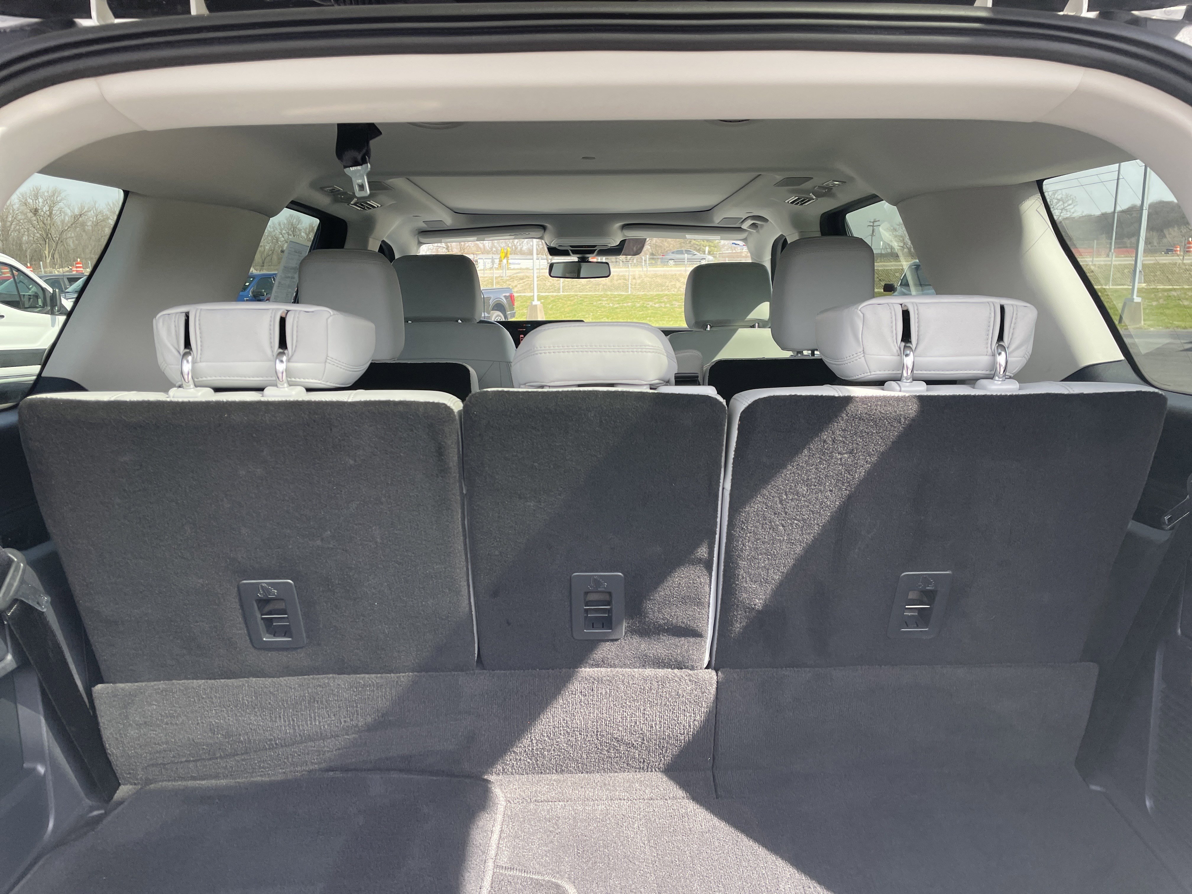 Used 2025 Ford Expedition Platinum w/ Platinum Ultimate Package image 22