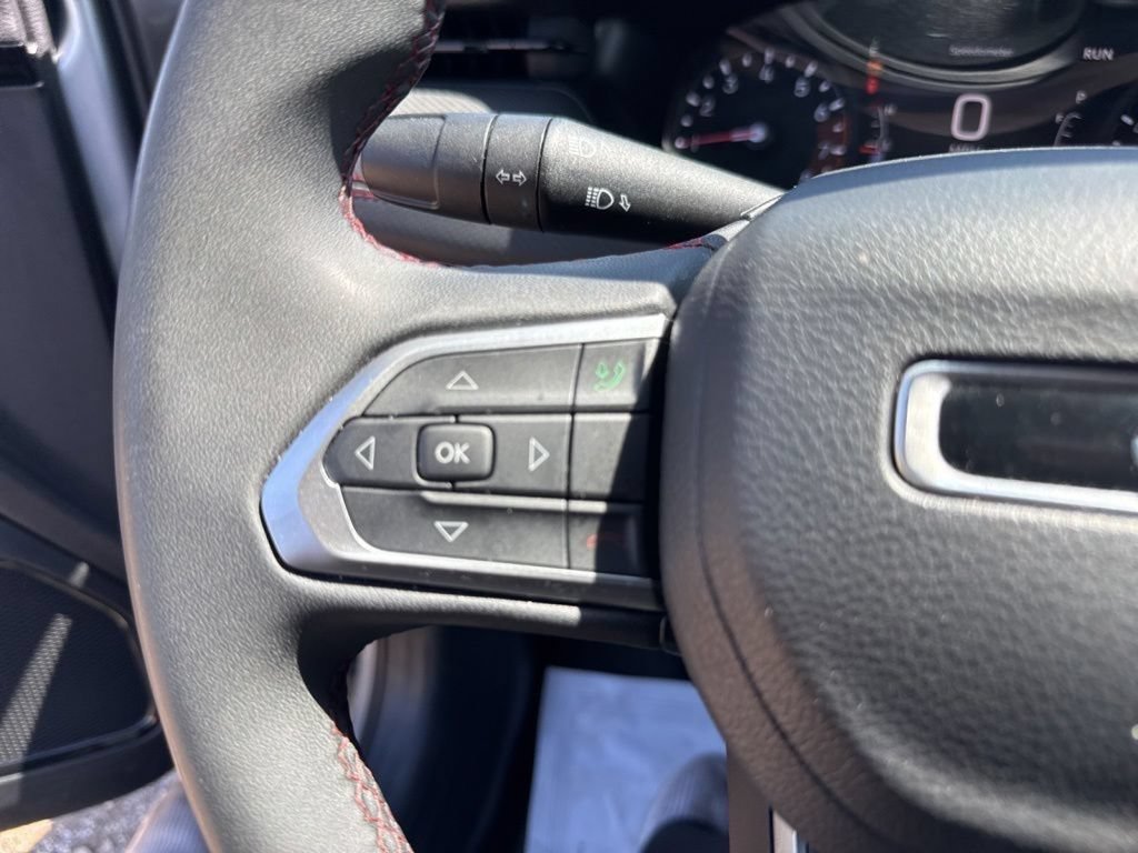 Used 2025 Jeep Compass Trailhawk AWD/4WD image 31