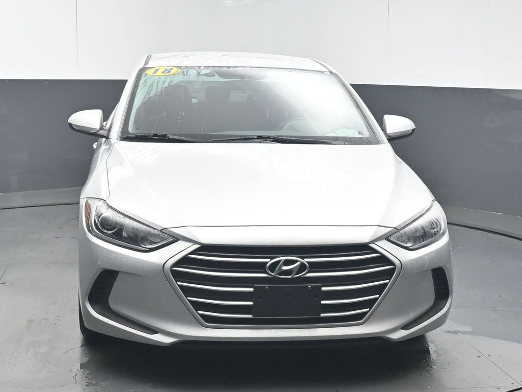 Used 2018 Hyundai Elantra SE w/ Cargo Package image 3