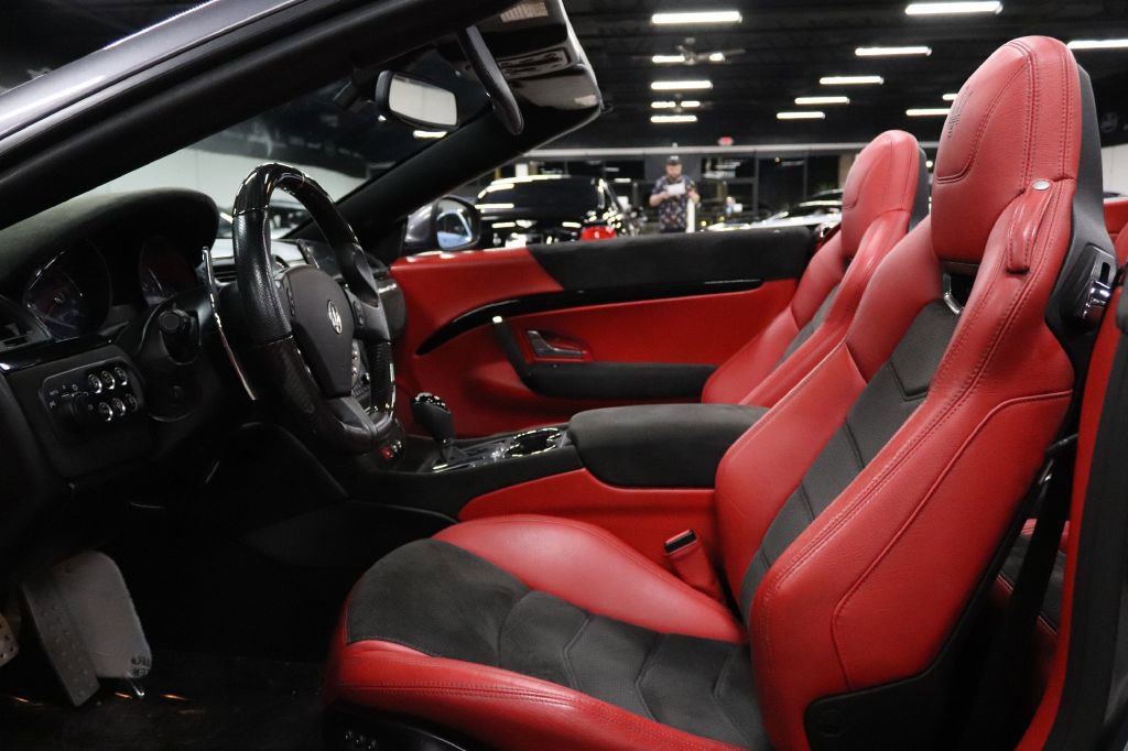 Used 2016 Maserati GranTurismo Sport image 17