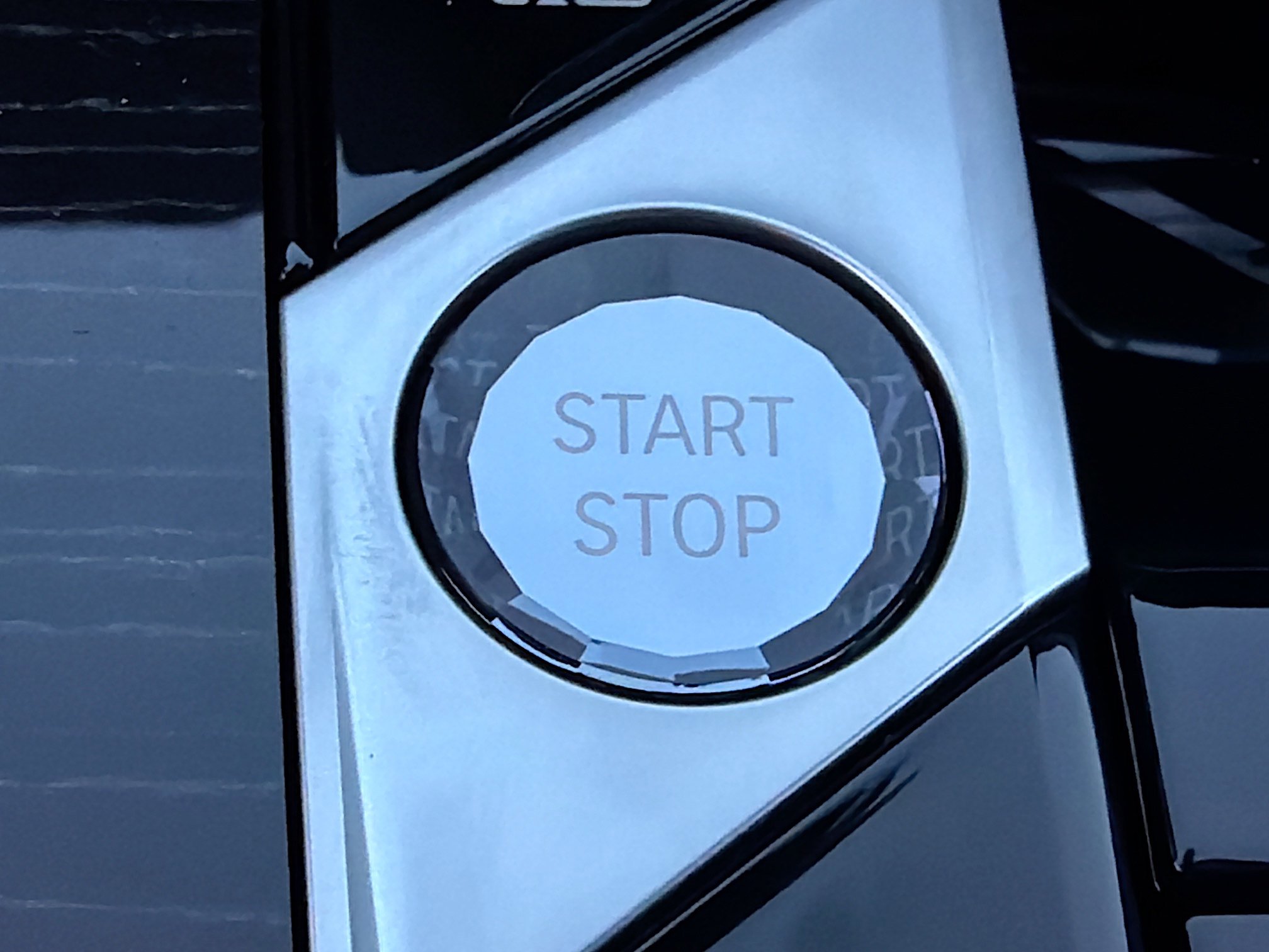 New 2026 BMW X5 xDrive50e w/ Executive Package image 37