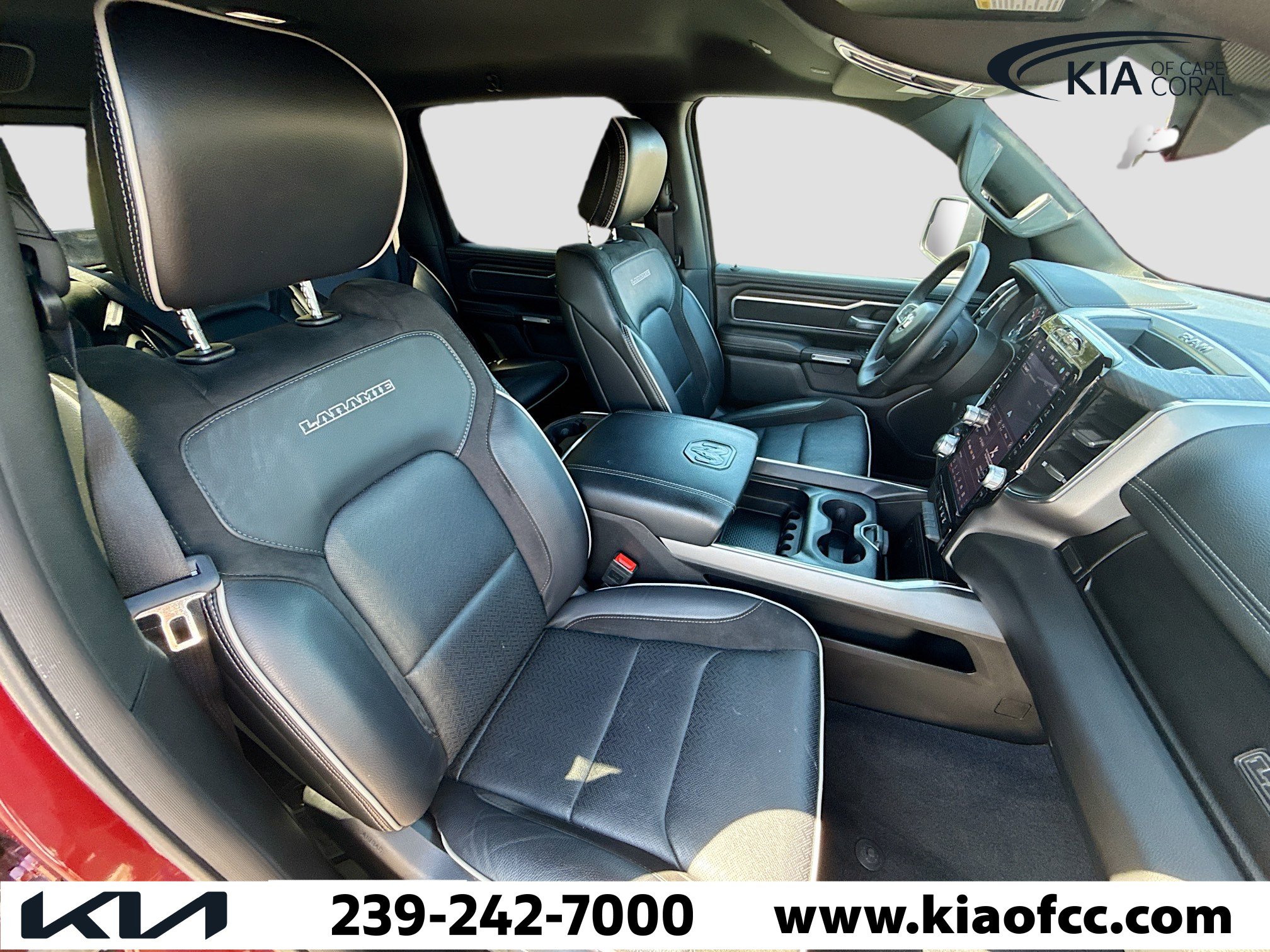 Used 2025 RAM 1500 Laramie image 13