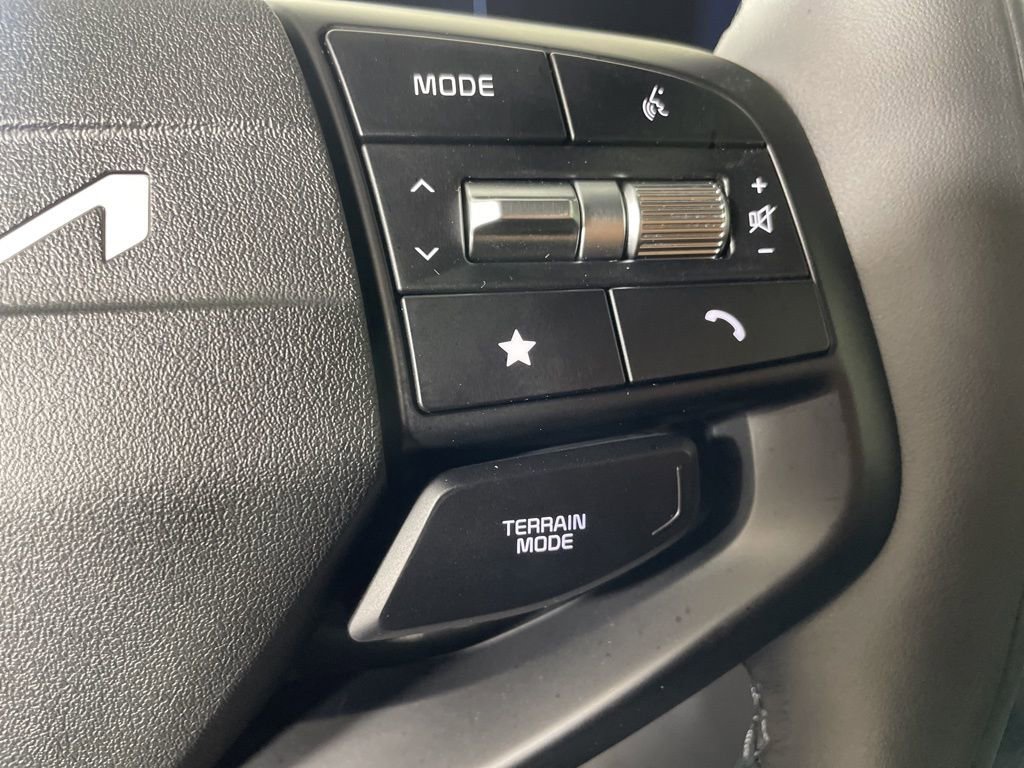 New 2026 Kia Sportage X-Line w/ X-Line Technology Package image 24