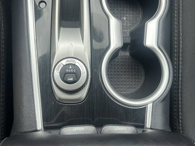 Used 2019 Nissan Pathfinder SV AWD/4WD image 25