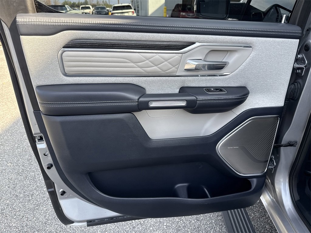 Used 2022 RAM 1500 Limited image 24