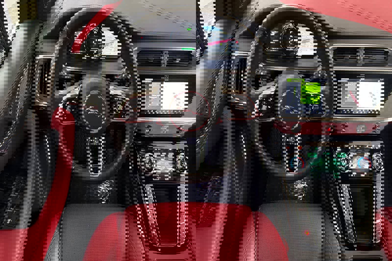 Used 2020 Jaguar I-PACE SE image 14