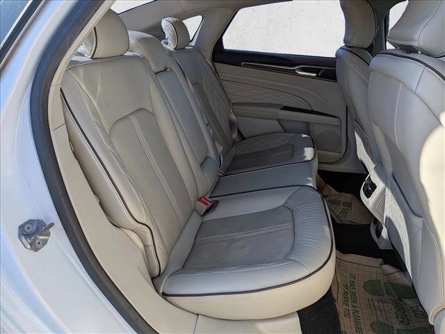 Used 2018 Ford Fusion Energi Platinum image 21