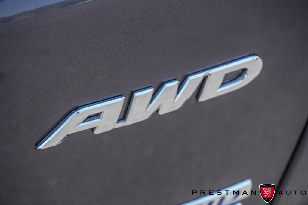 Used 2022 Honda CR-V Touring image 4