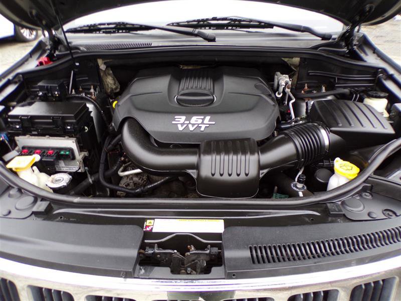 Used 2012 Jeep Grand Cherokee Laredo image 42