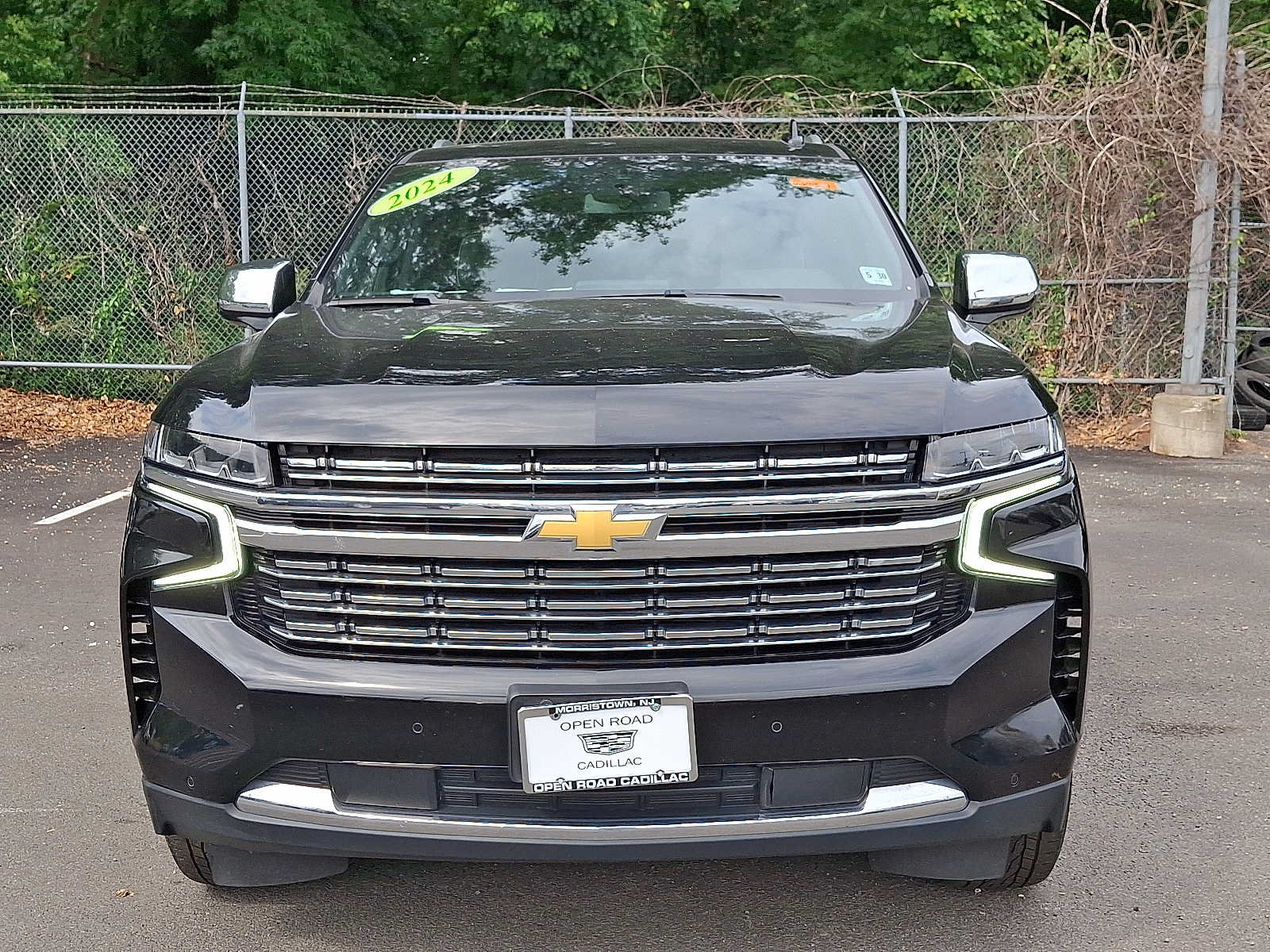 Certified 2024 Chevrolet Tahoe Premier AWD/4WD image 2