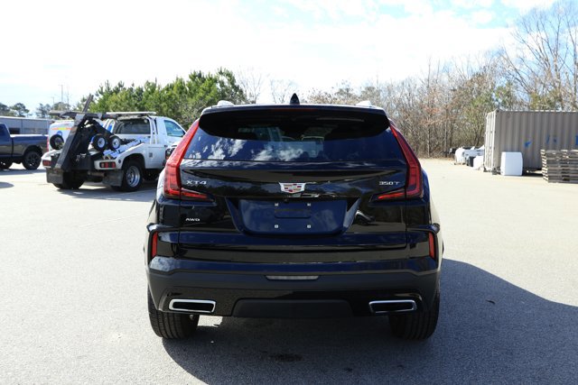 Used 2024 Cadillac XT4 Premium Luxury image 7