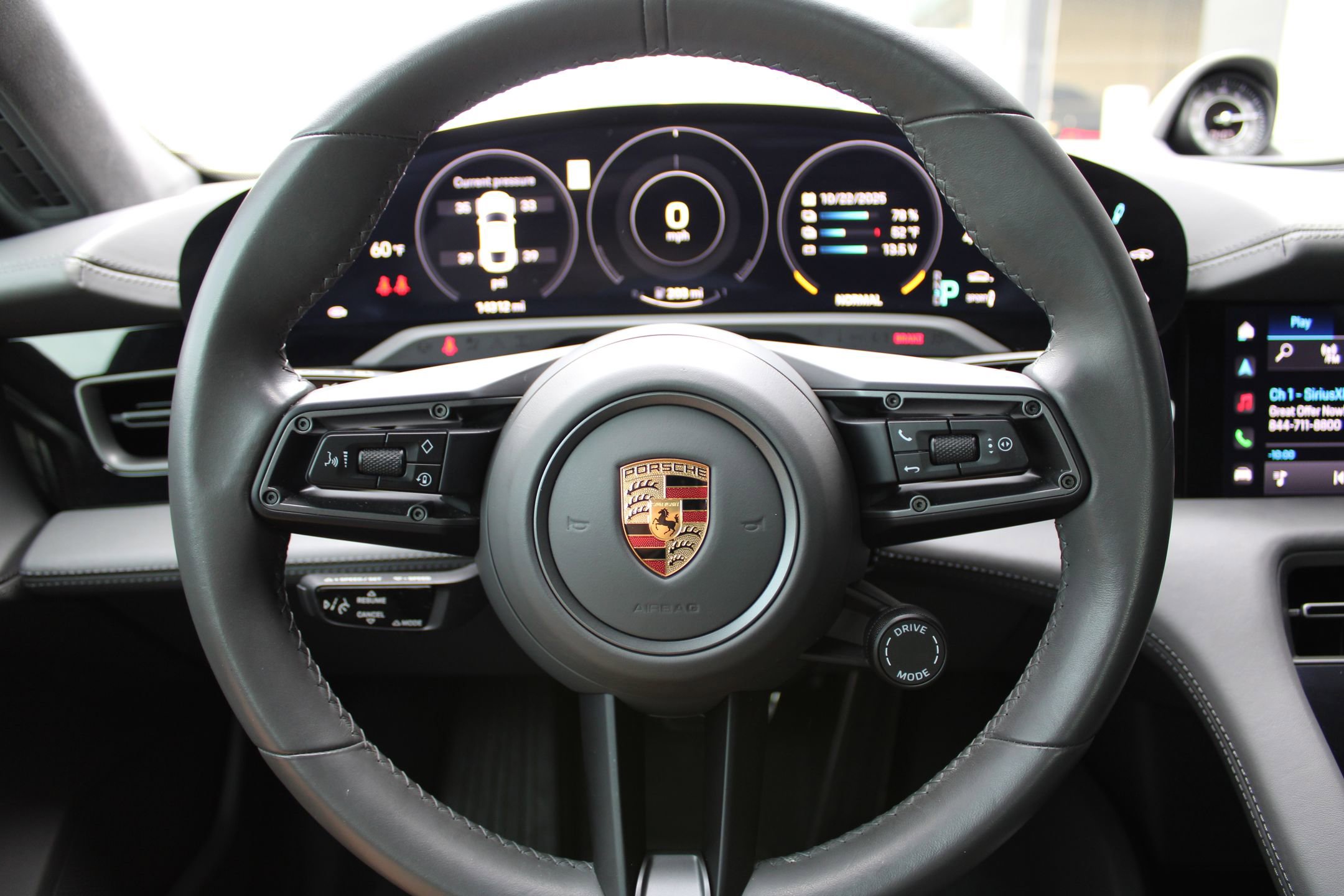 Used 2023 Porsche Taycan GTS image 15