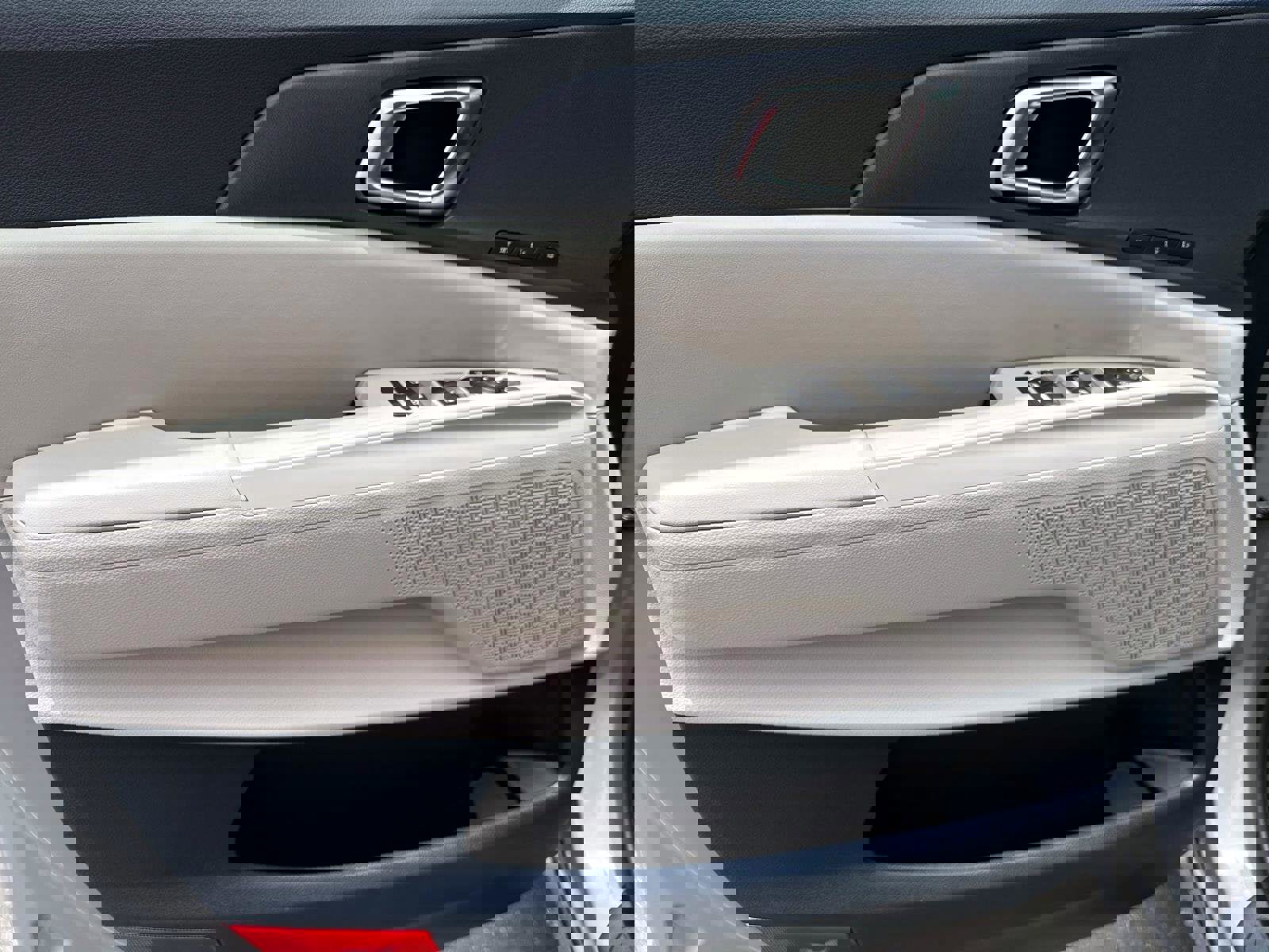 New 2025 Kia Carnival SX image 17