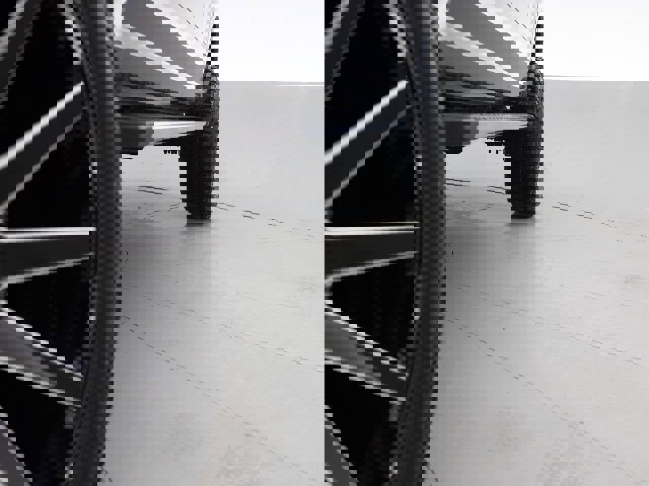 Used 2018 Ford F150 XLT w/ Equipment Group 302A Luxury image 22