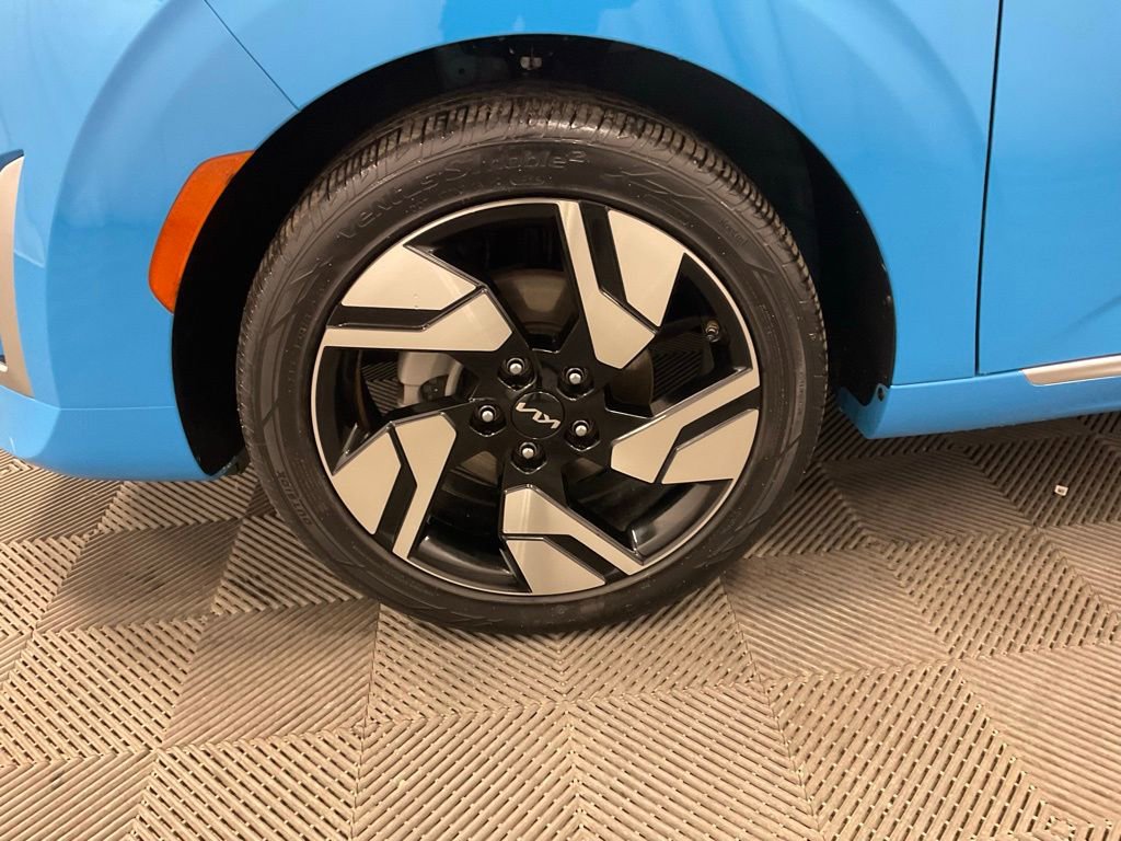 Used 2023 Kia Soul GT-Line image 14