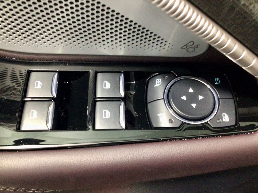 New 2026 Ford Explorer Platinum w/ LUX Leather Package image 19