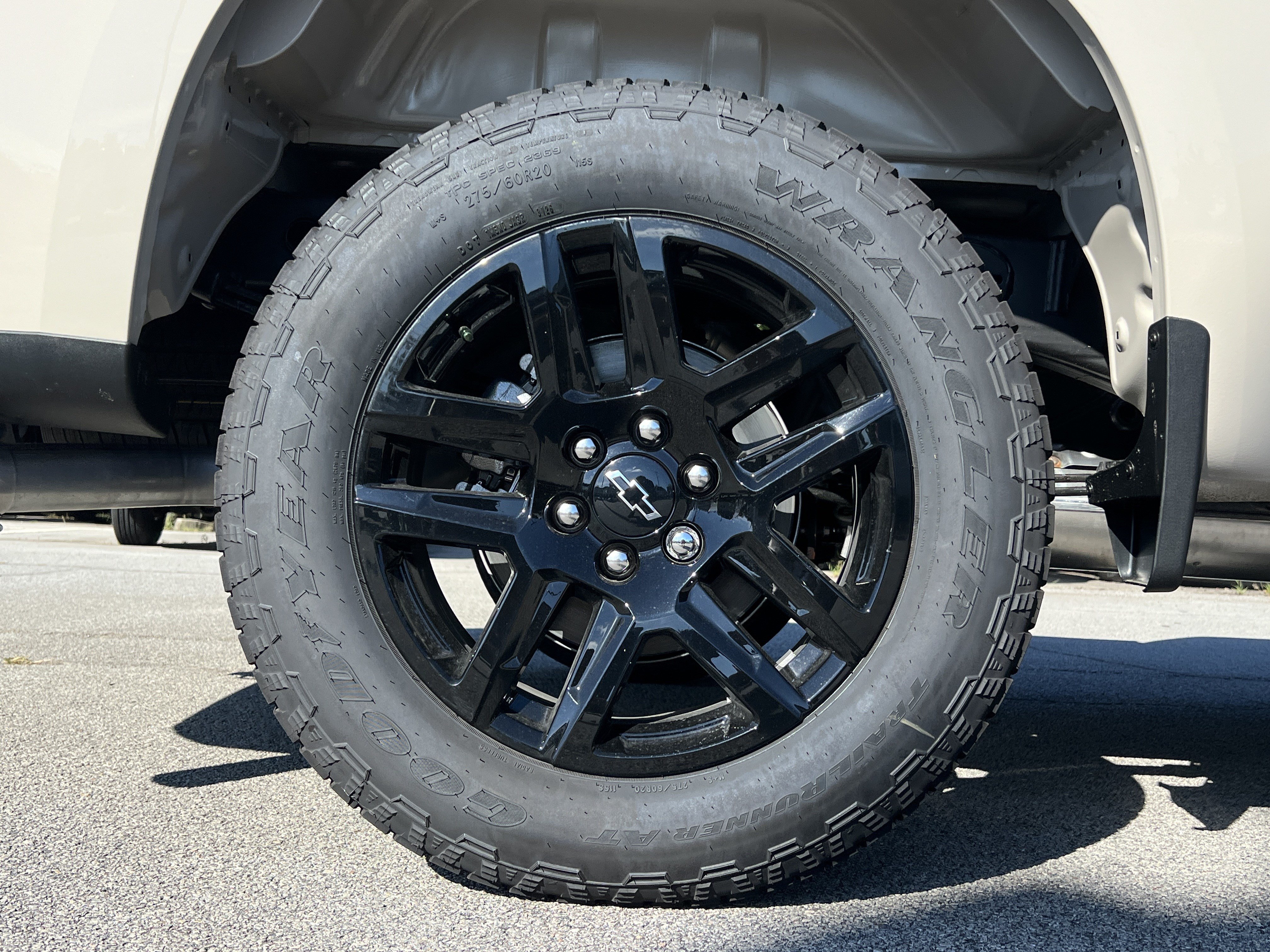 New 2026 Chevrolet Silverado 1500 Custom w/ Turbomax Blackout Package AWD/4WD image 42