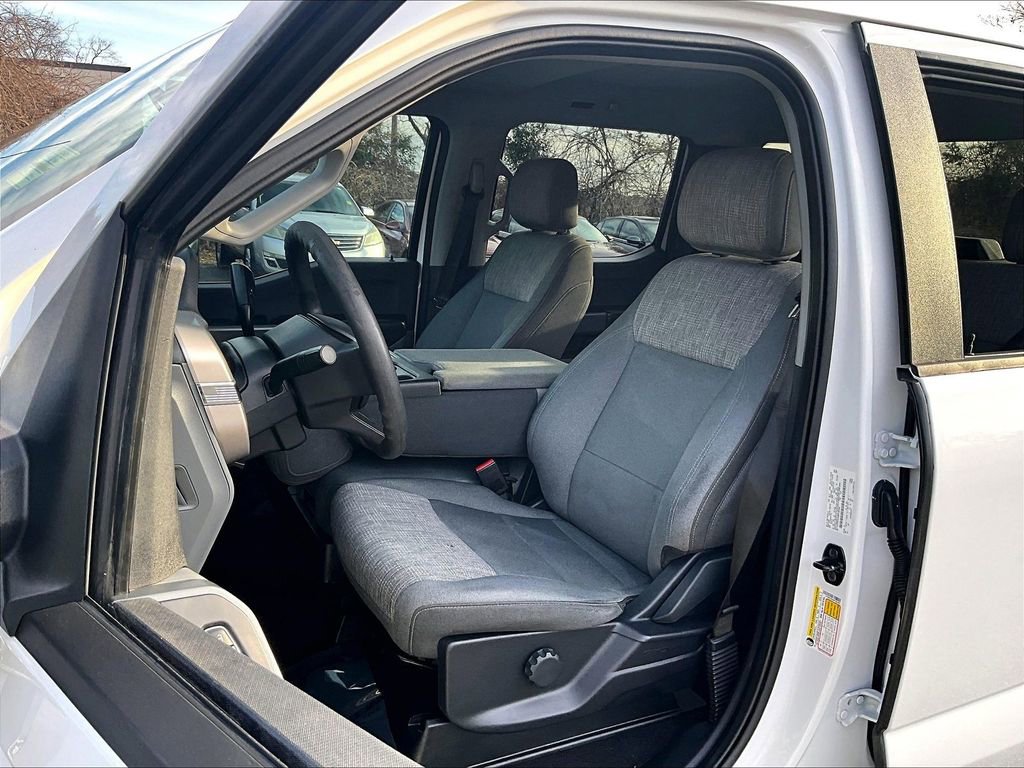 Used 2021 Ford F150 XLT w/ Max Trailer Tow Package image 24