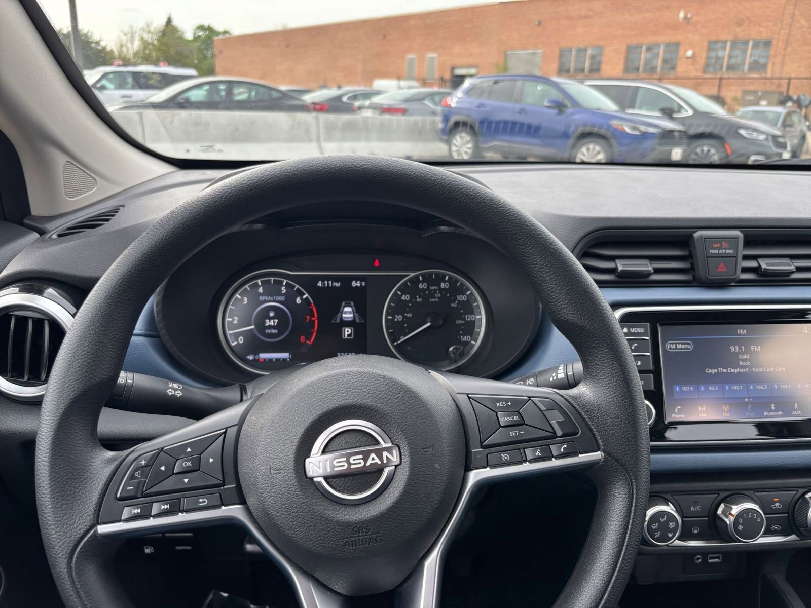 Used 2025 Nissan Versa SV FWD image 32
