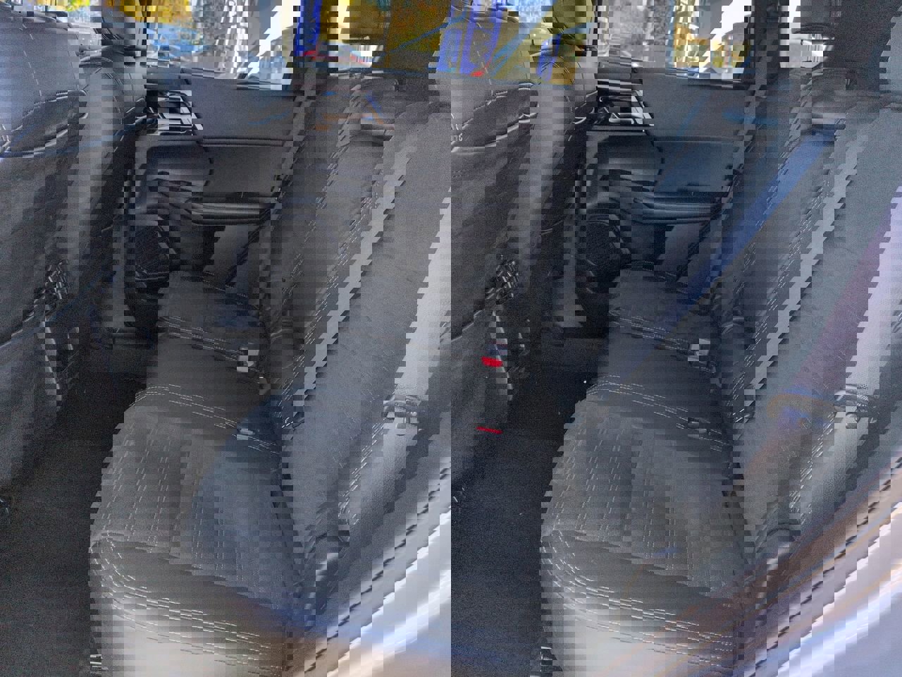 Used 2024 Mitsubishi Outlander SE image 14