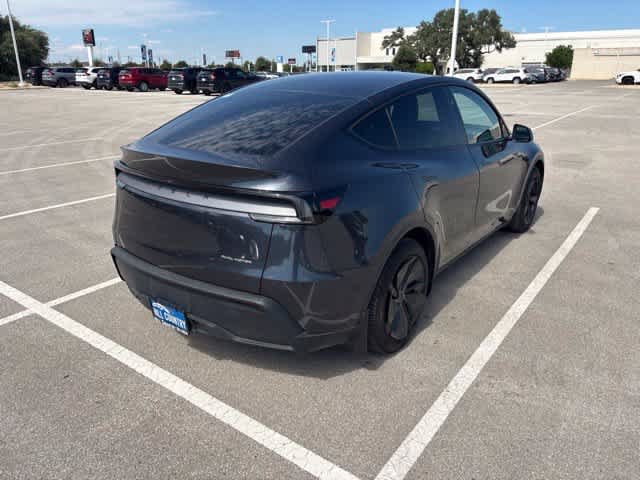 Used 2026 Tesla Model Y AWD image 5