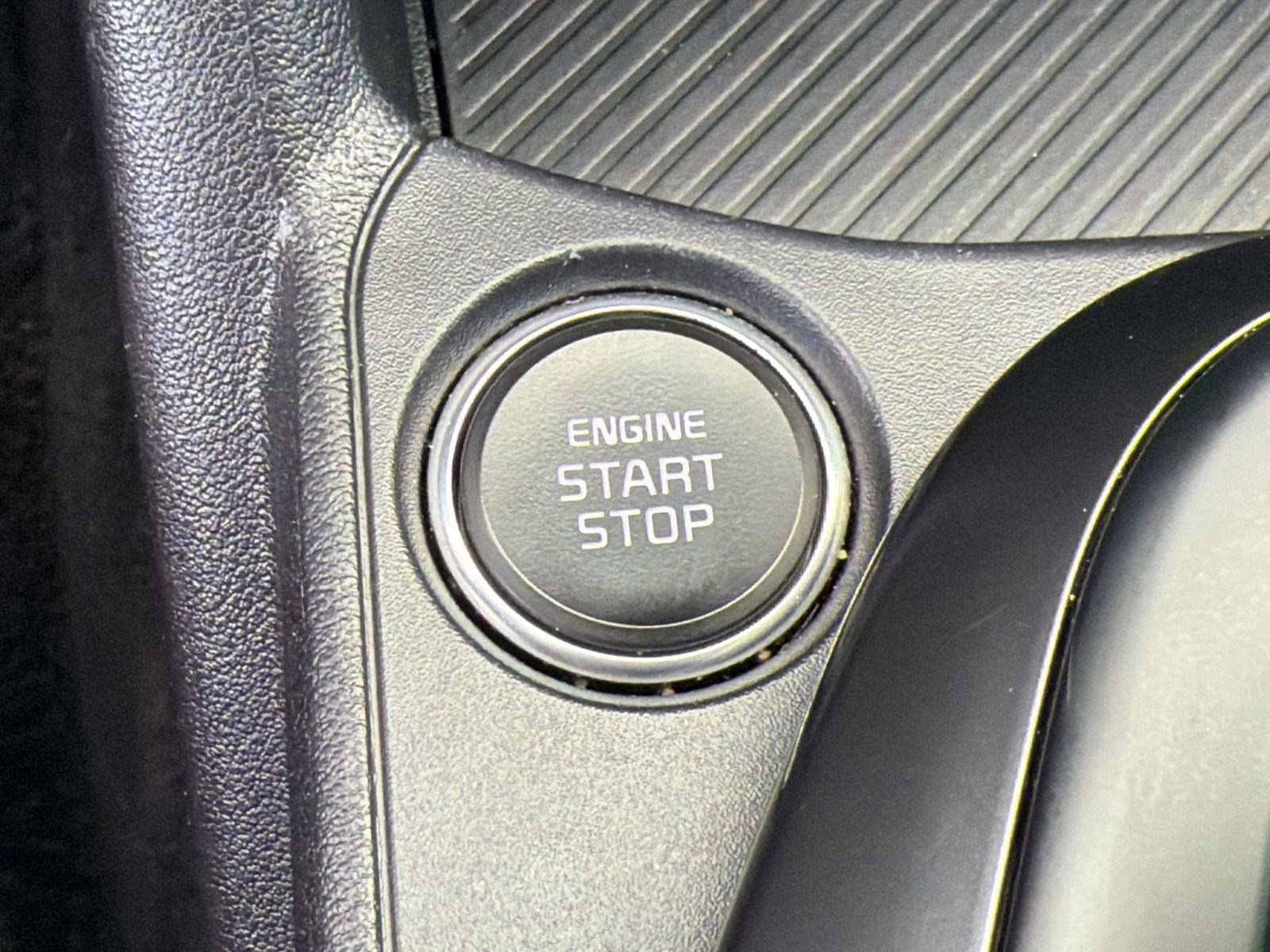 Used 2025 Kia K4 LXS FWD image 25