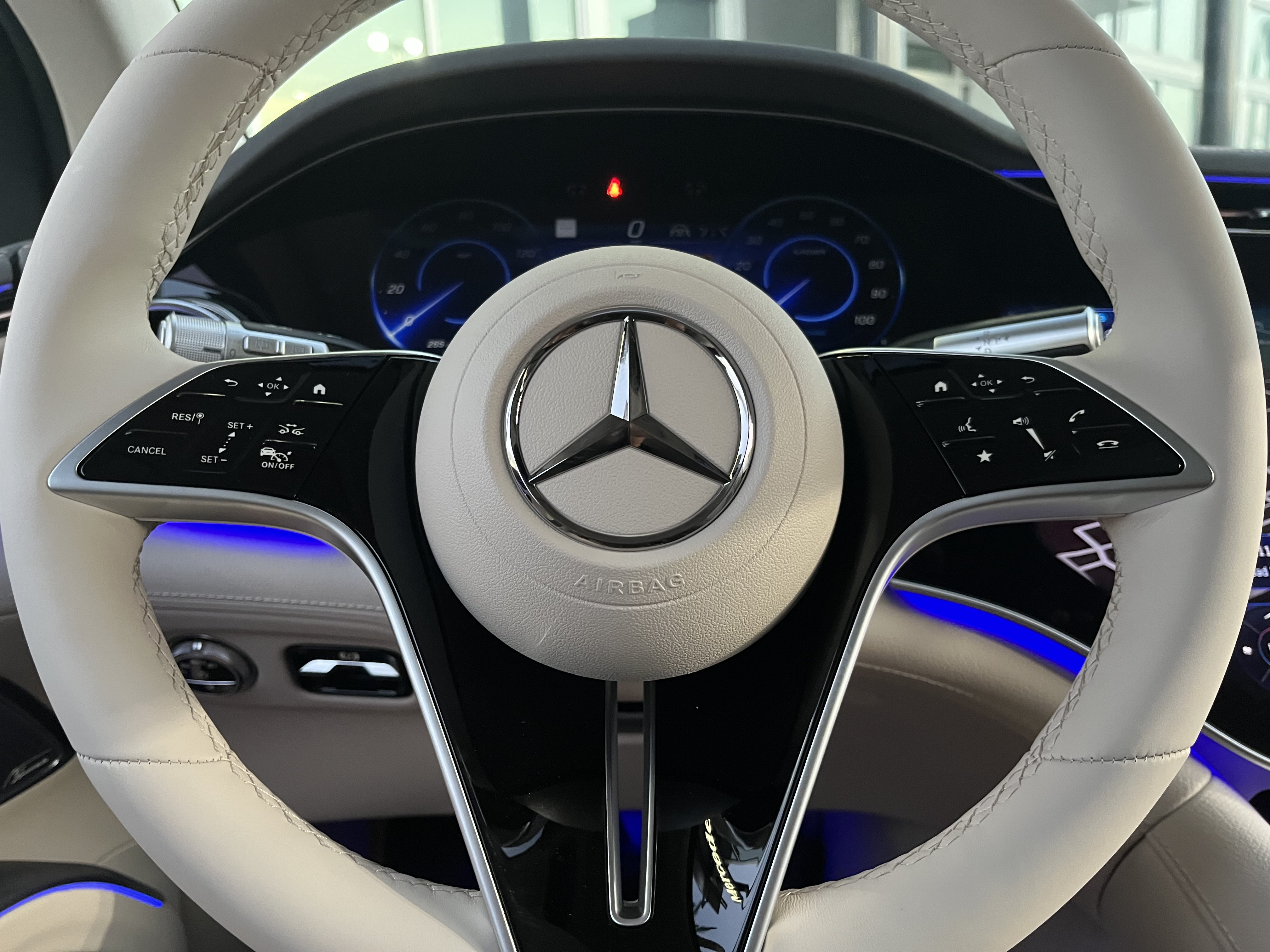 New 2026 Mercedes-Benz EQS 400 4MATIC SUV image 21