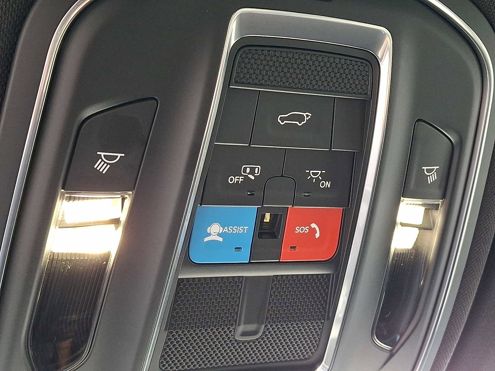 New 2025 Jeep Grand Cherokee L Laredo image 16