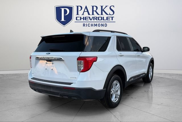 Used 2023 Ford Explorer XLT AWD/4WD image 7