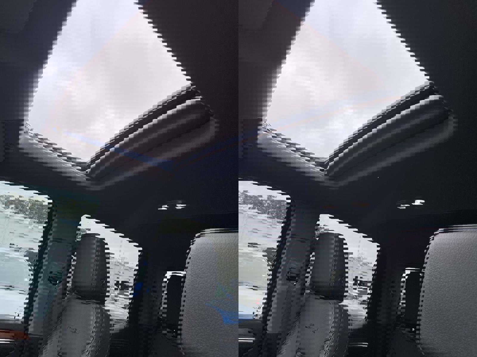 Used 2022 GMC Sierra 1500 Denali w/ Denali Reserve Package image 25