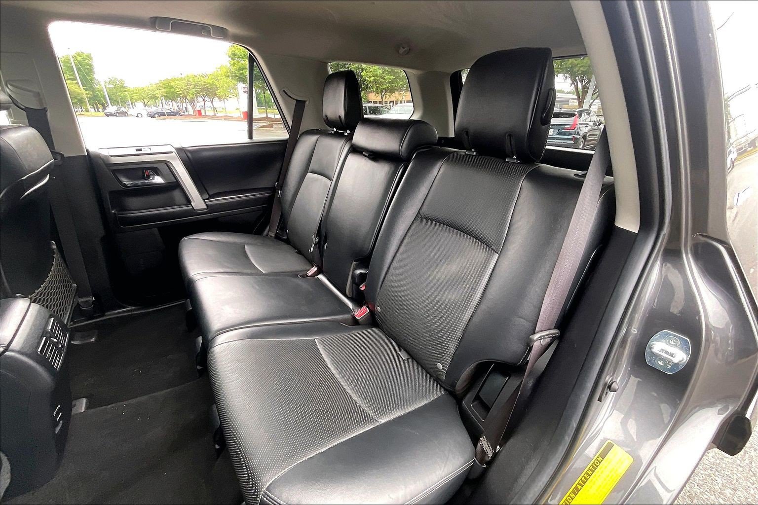 Used 2018 Toyota 4Runner Limited AWD/4WD image 31