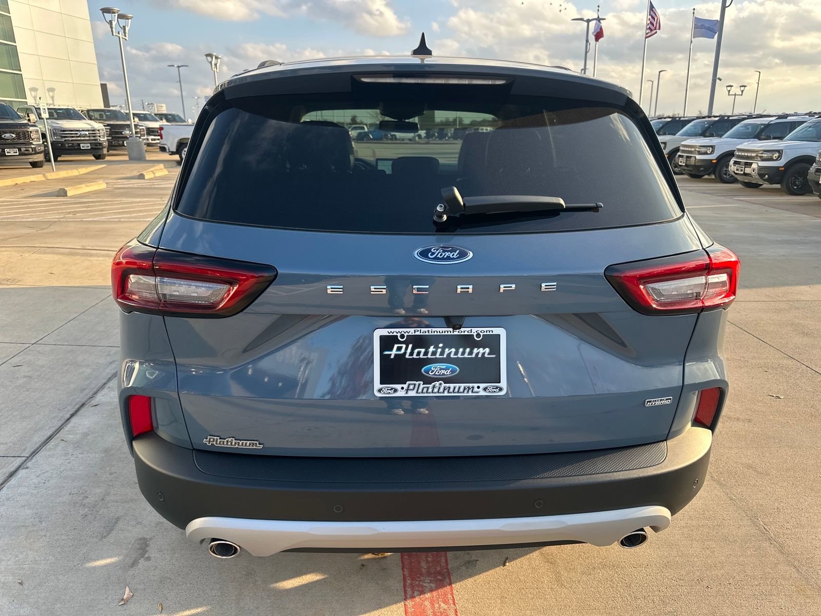 New 2026 Ford Escape SE w/ PHEV Premium Package image 4