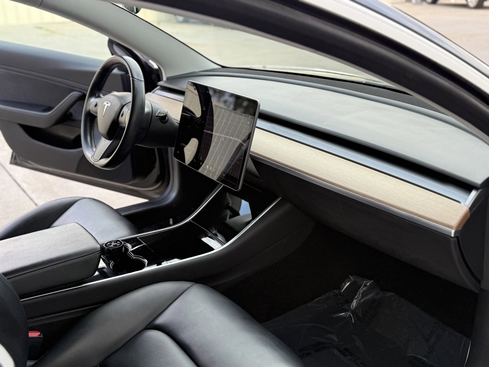 Used 2019 Tesla Model 3 Mid Range image 30