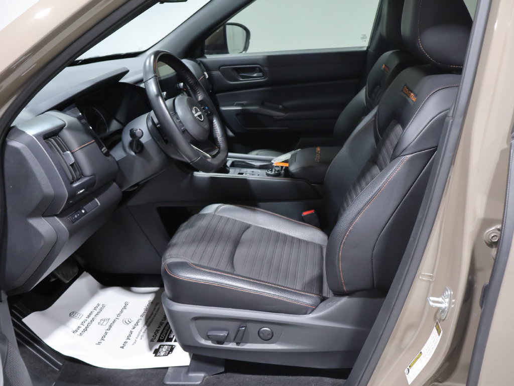 Used 2024 Nissan Pathfinder Rock Creek AWD/4WD image 10
