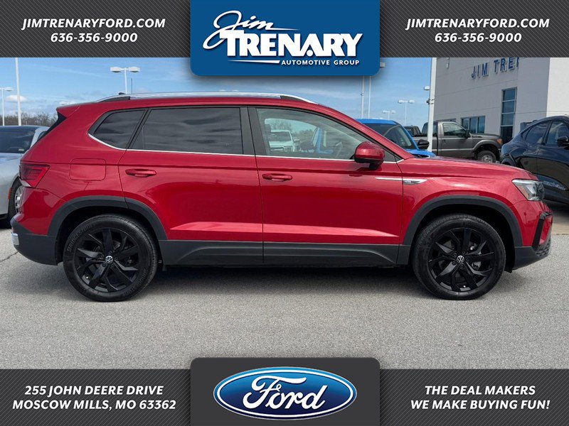 Used 2022 Volkswagen Taos SE image 1