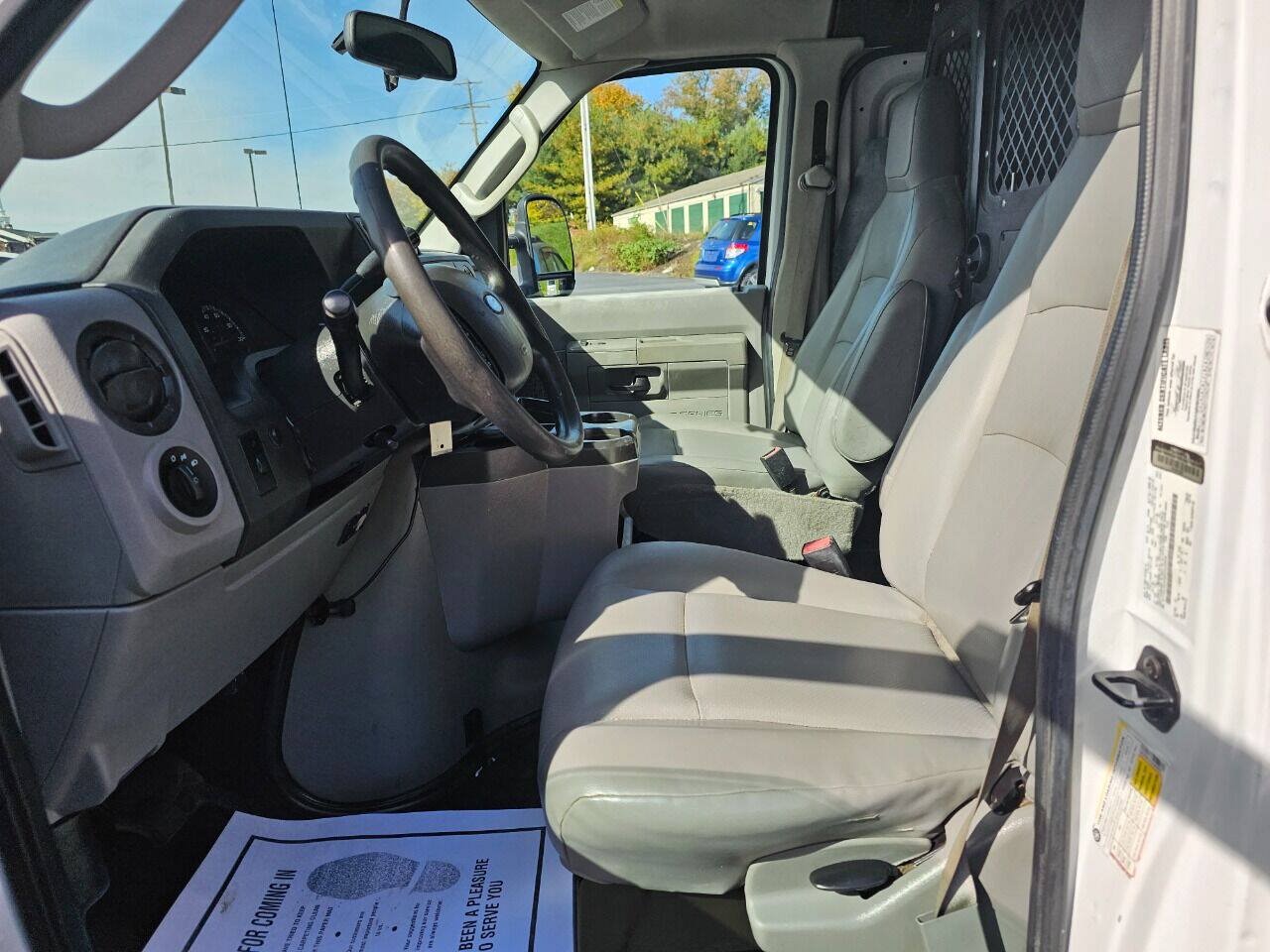 Used 2014 Ford E-250 and Econoline 250 w/ Commercial Cargo Van Package RWD image 13