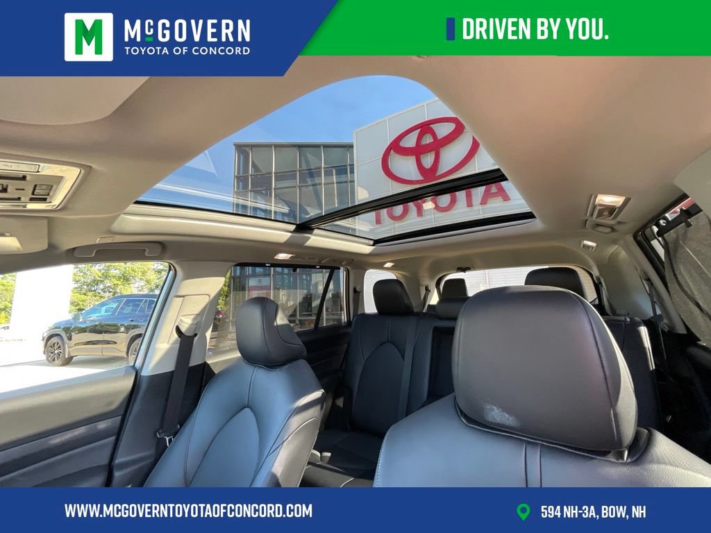 Used 2026 Toyota Grand Highlander AWD image 9