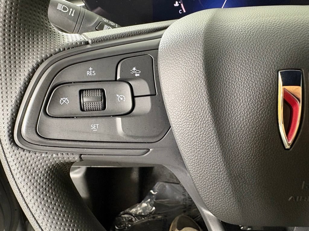 Certified 2025 Buick Envista Preferred FWD image 28