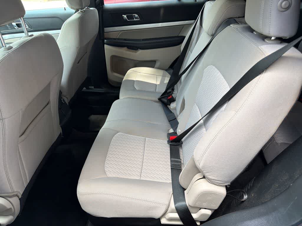 Used 2018 Ford Explorer FWD image 10