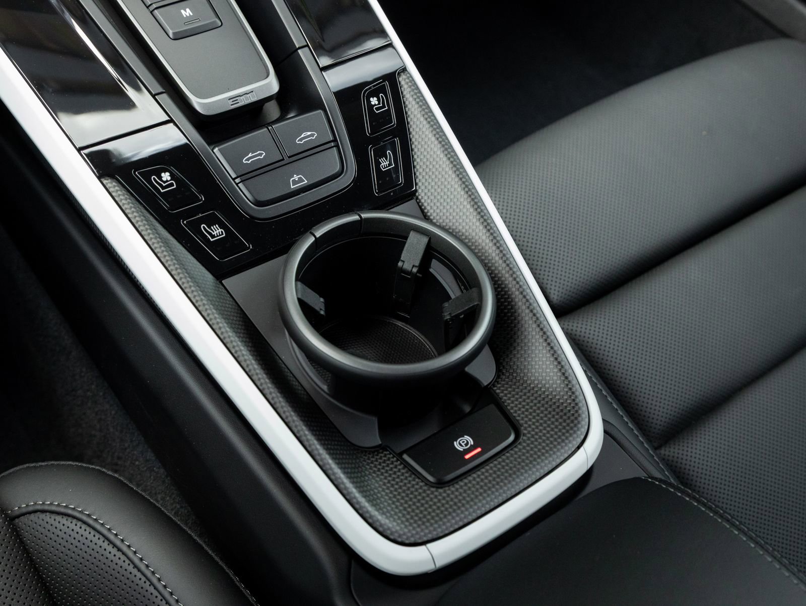 Used 2025 Porsche 911 Carrera GTS image 32